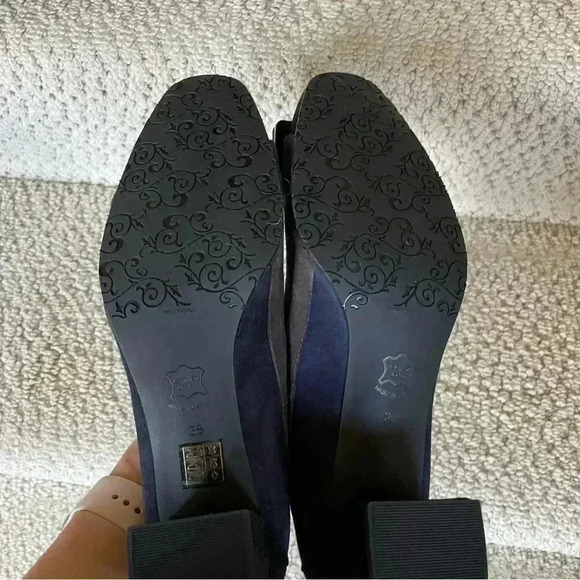 Brenda Zaro Navy Blue And Gray Suede Buckle Square Toe Heel - Picture 6 of 8